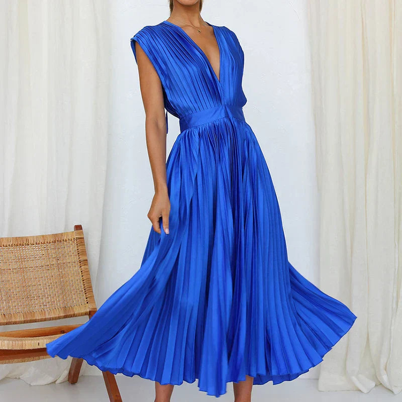 Adele - V-neck maxi dress with pleats